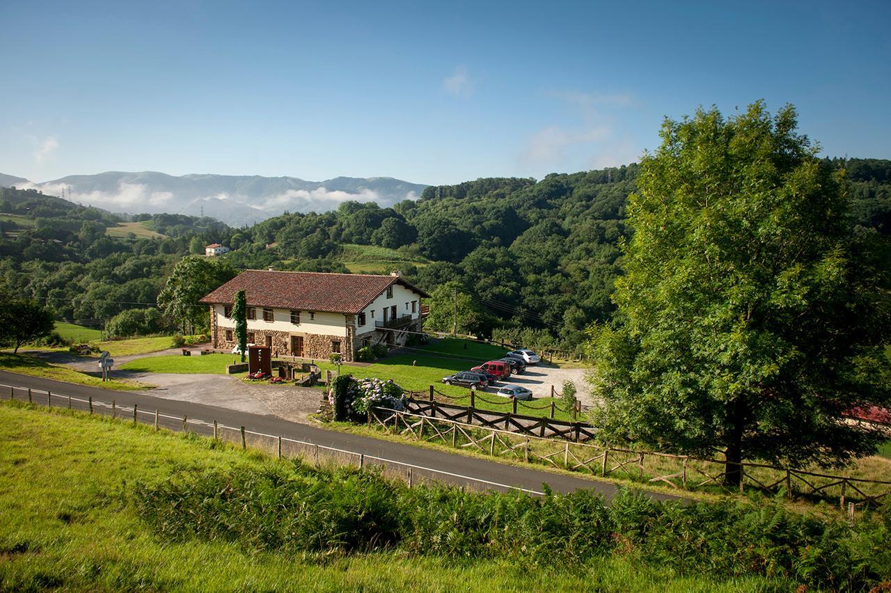 Penzion Casa Peluaga Oiartzun Exteriér fotografie